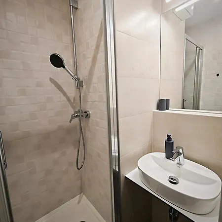 Апартаменты Axiom - Zenith Xv - Netflix, Hbo, Champagne *